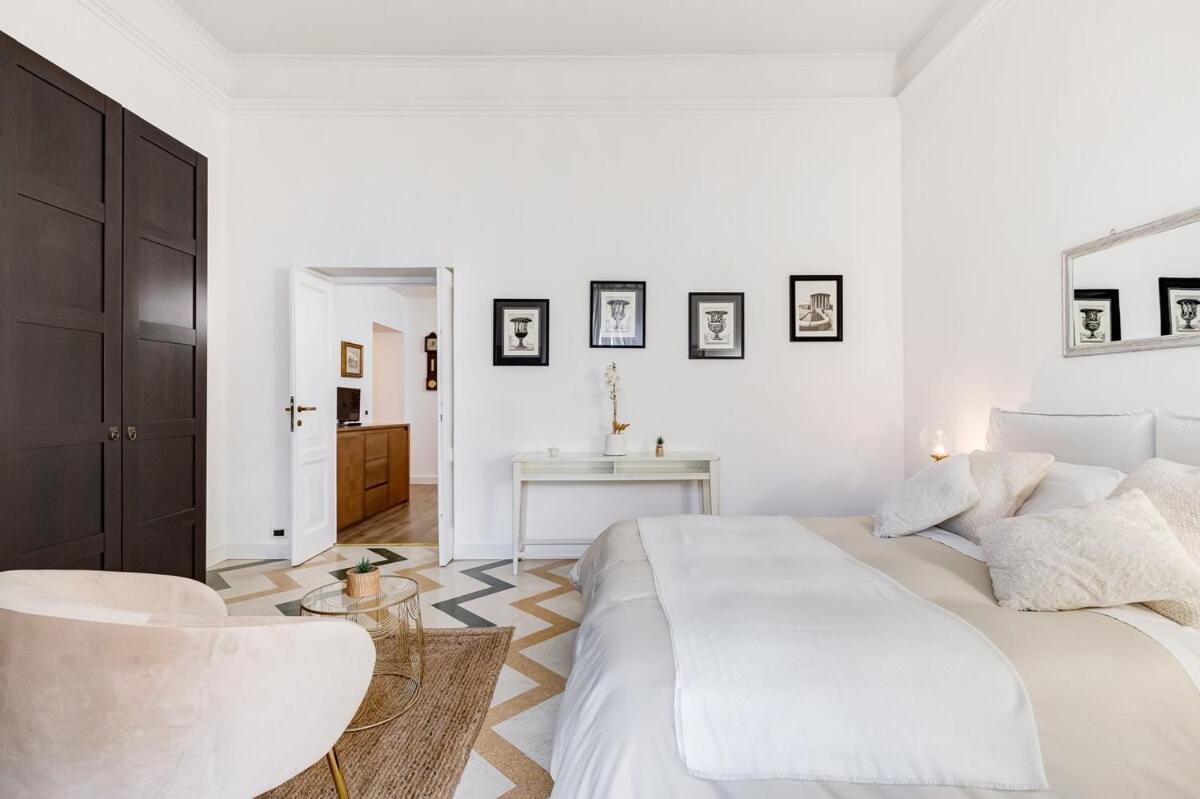 Living Repubblica Rome